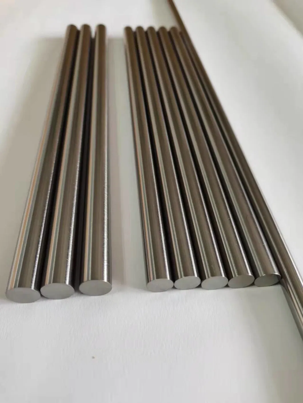 Polished Molybdenum Rods Mola High Temperature Molybdenum Tzm Alloy Rods, Polished Tungsten Alloy W80cu20 Bars/Rods &amp; 99.95%W Pure Black Tungsten Rods